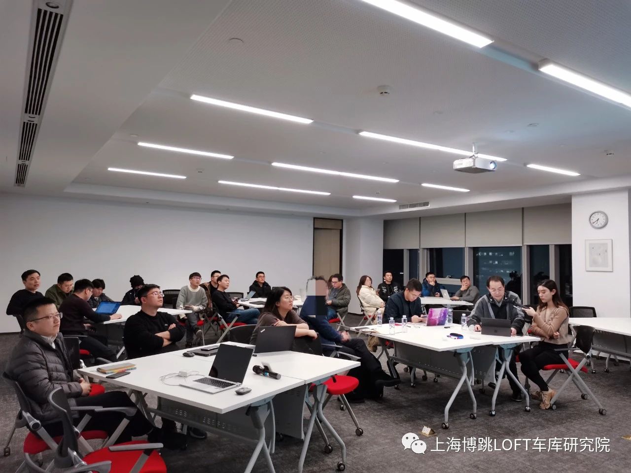 固原杭州LOFT车库专题会